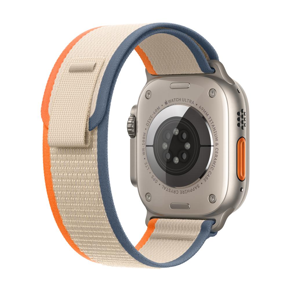 Apple Watch Ultra 2 GPS + Cellular • Caja de titanio de 49 mm • Correa Trail naranja/beige - M/L