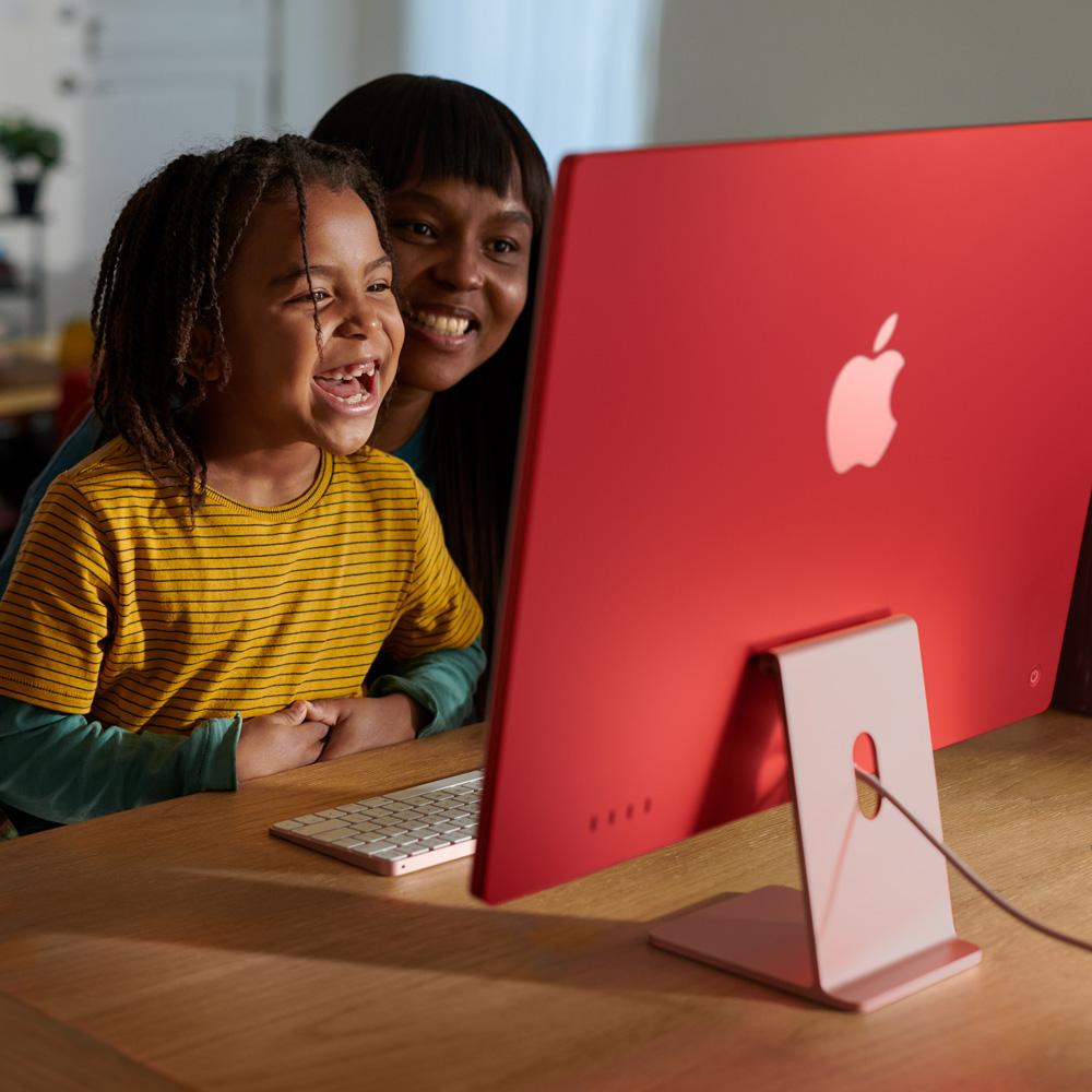 iMac con pantalla Retina 4,5K de 24 pulgadas Chip M3 de Apple con CPU de 8 núcleos y GPU de 10 núcleos 8GB Plata 256 GB