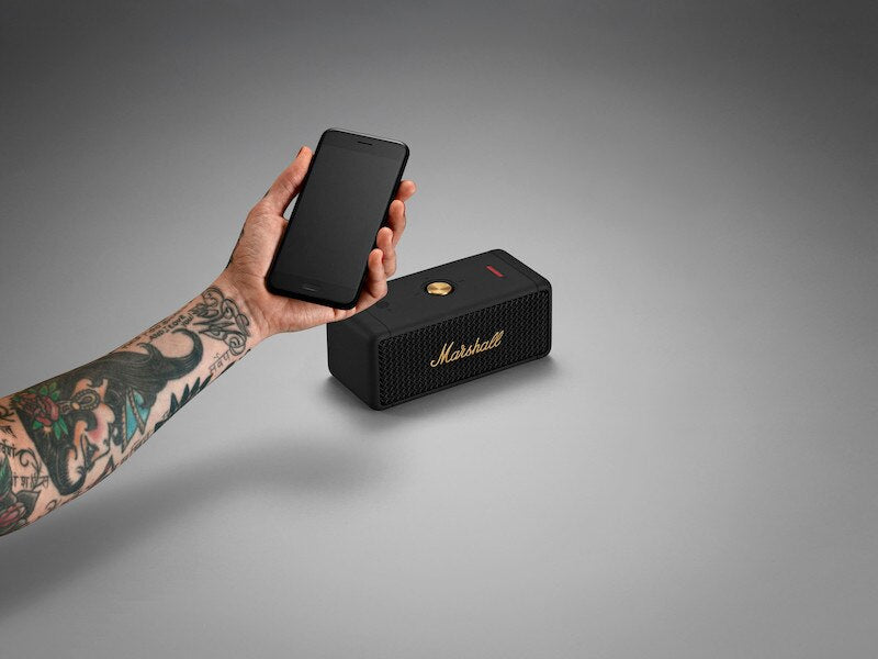 Parlante Marshall Emberton Portable Bluetooth 120/230V US Adapter - Negro/Latón